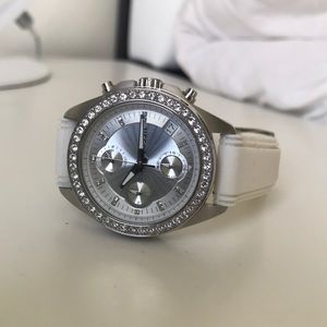Women’s fossil watch white rubber